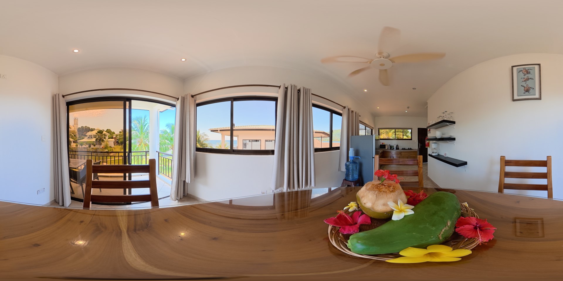 Superior Seaview Dining Area 360