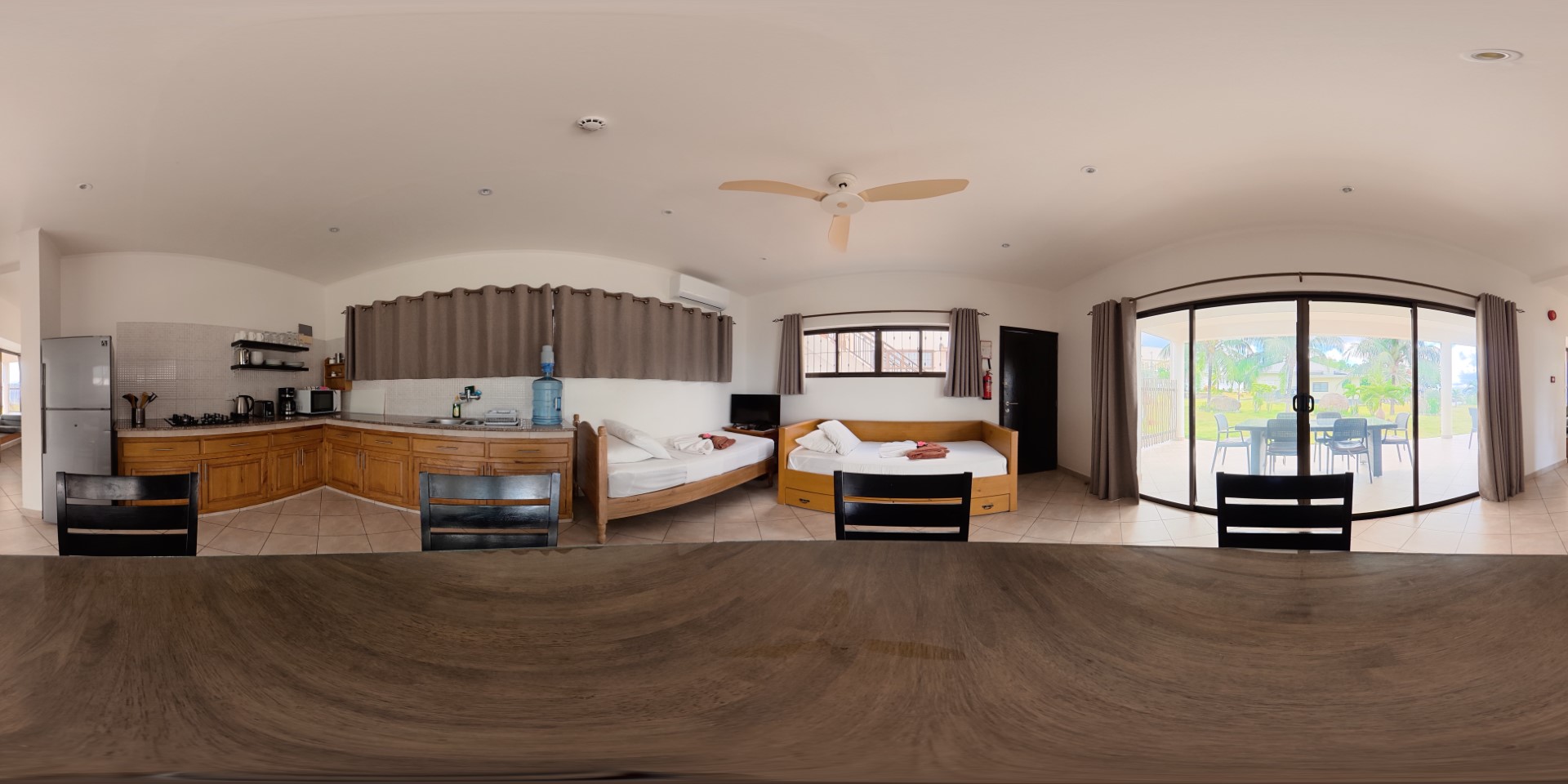 Gardenside Suite Kitchen Dining and Sofa Beds 360